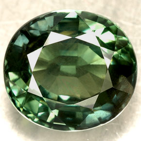 5.04캐럿 천연 그린 사파이어, 타원형 컷, 10.3×9.4 mm, VVS-VS