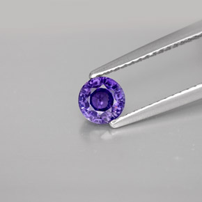 0.62캐럿 천연 블루 바이올렛 사파이어, 라운드 컷, 4.90 mm, VS