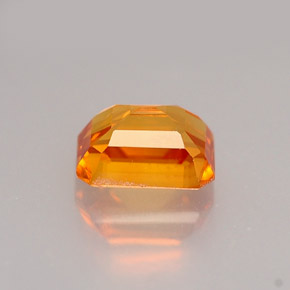 0.97캐럿 천연 골든 옐로우 사파이어, 에메랄드 컷, 6.1×4.3 mm, VVS