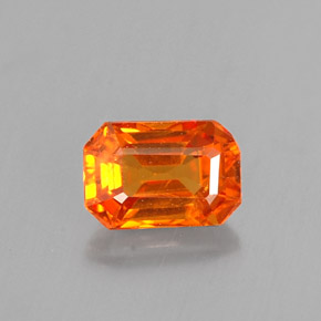 0.81캐럿 천연 골든 오렌지 사파이어, 에메랄드 컷, 6.1×4.1 mm, VS