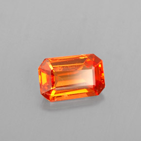 0.62캐럿 천연 붉은빛 오렌지 사파이어, 에메랄드 컷, 5.9×3.9 mm, VVS-VS