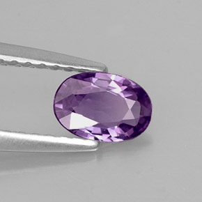 0.52캐럿 천연 바이올렛 사파이어, 타원형 컷, 6.1×4.2 mm, VVS