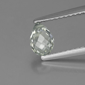 0.92캐럿 천연 그린 사파이어, 브리올레트, 6.2×4.3 mm, VS