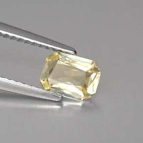 0.77캐럿 천연 라이트 옐로우 사파이어, 에메랄드 컷, 6.7×4.9 mm, VVS