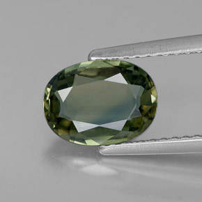 1.69캐럿 천연 노란빛 그린 사파이어, 타원형 컷, 8.8×6.6 mm, VVS