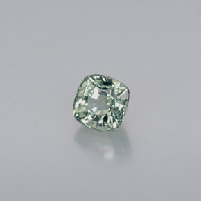 0.62캐럿 천연 그린 사파이어, 쿠션 컷, 4.3×4.3 mm, VS