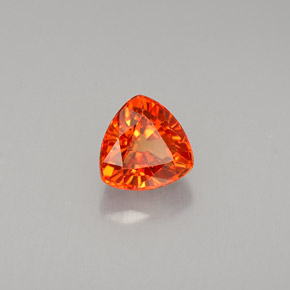 0.97캐럿 천연 만다린 오렌지 사파이어, 트릴리언, 5.5×5.4 mm, VS