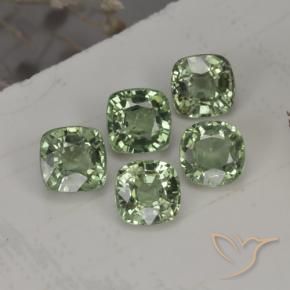 2.63캐럿 천연 Medium Light Green    사파이어 보석, 쿠션 컷, 4.3×4.3 mm, VVS-VS