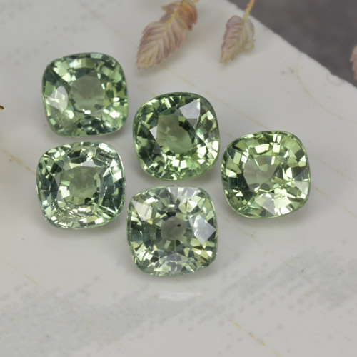 2.51캐럿 천연 Forest Green    사파이어 보석, 쿠션 컷, 4.4×4.3 mm, VVS-VS