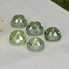 2.70캐럿 천연 매우 밝은 녹색 사파이어 보석, 쿠션 컷, 4.4×4.4 mm, VVS-VS