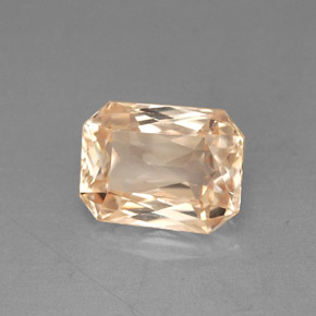 2.13캐럿 천연 라이트 오렌지 사파이어, 에메랄드 컷, 7.9×6 mm, VVS