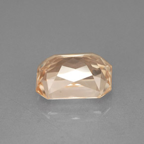 2.13캐럿 천연 라이트 오렌지 사파이어, 에메랄드 컷, 7.9×6 mm, VVS