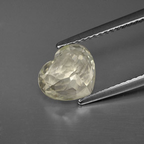 2.41캐럿 천연 거의 무색 사파이어, 하트 모양, 8.8×7.7 mm, VS