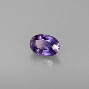 0.67캐럿 천연 블루 바이올렛 사파이어, 타원형 컷, 5.9×4.2 mm, VS