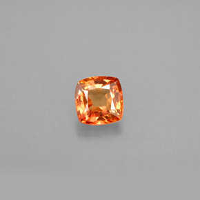 0.82캐럿 천연 오렌지 사파이어, 쿠션 컷, 5.1×5 mm, VVS-VS