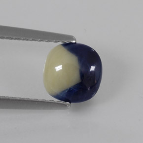 0.85캐럿 천연 바이컬러 사파이어, 쿠션 컷, 6.3×6.2 mm, 투명한