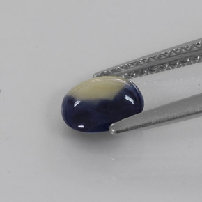 0.85캐럿 천연 바이컬러 사파이어, 쿠션 컷, 6.3×6.2 mm, 투명한