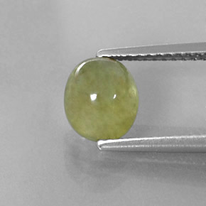 2.30캐럿 천연 노란빛 그린 사파이어, 투명한, 7.5×6.5 mm, 투명/반투명