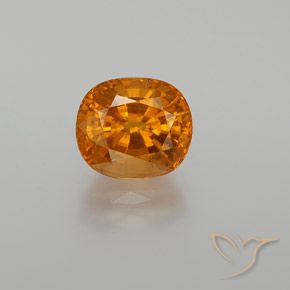 3.07ct 자연스러운 딥 오렌지 사파이어, 타원형, VS