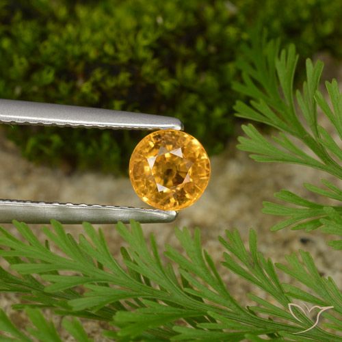 0.73ct 자연스러운 다크 오렌지-골드 사파이어, 둥근, VS