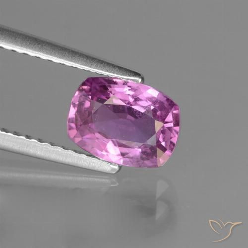 1.35ct 자연스러운 미디엄 퍼플 사파이어, 방석, VS