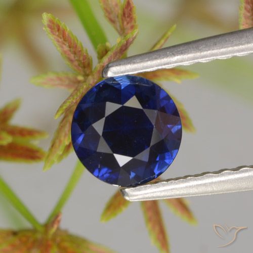 0.66ct 자연스러운 진한 파란색 사파이어, 둥근, VS