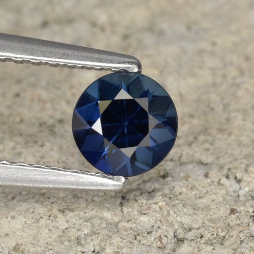 0.64ct 자연스러운 네이비 블루 사파이어, 둥근, VS