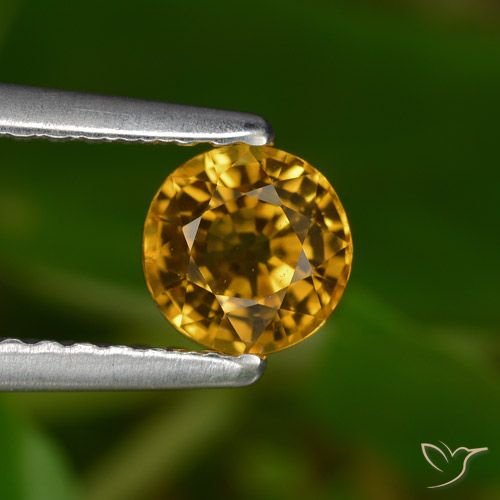 0.68ct 자연스러운 다크 골든 사파이어, 둥근, VVS-VS