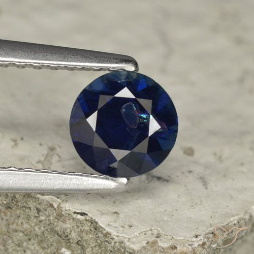 0.73ct 자연스러운 진한 파랑 사파이어, 둥근, VS