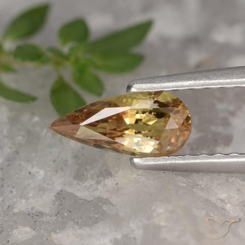 0.72ct 자연스러운 Light Earth Orange 사파이어, 배 모양, VS