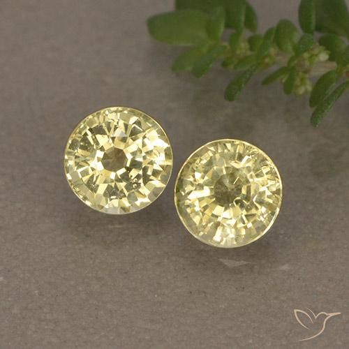 0.97ctw 자연스러운 Medium Light-Yellow 사파이어, 둥근, VVS-VS