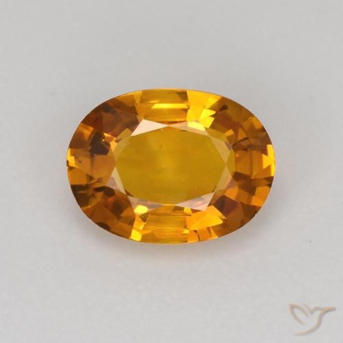 0.77ct 자연스러운 미디엄 오렌지 사파이어, 타원형, VS