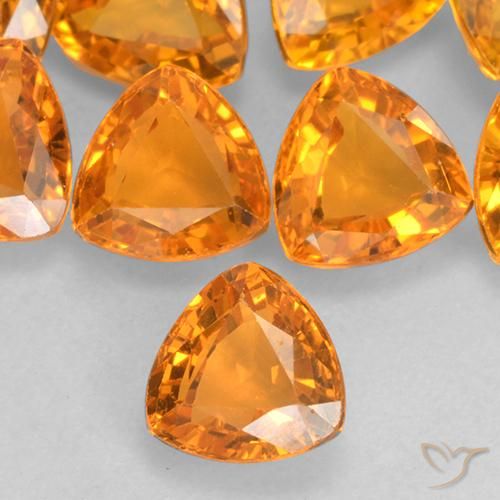 0.67ct 자연스러운 미디엄 오렌지 사파이어, 일조, VVS-VS