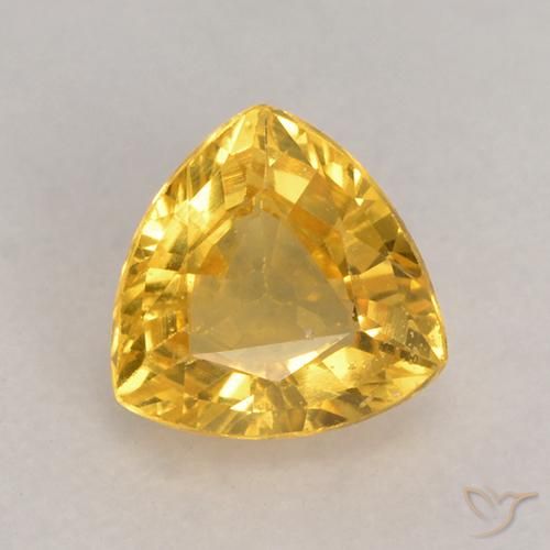 0.63ct 자연스러운 골든 사파이어, 일조, VS