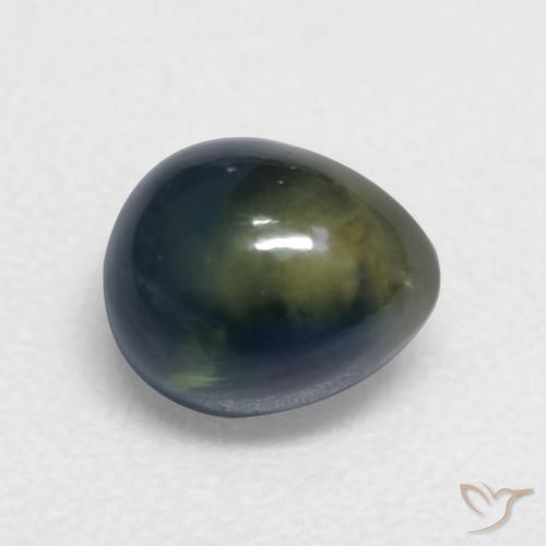 1.39ct 자연스러운 짙은 녹색 사파이어, 배 모양, 투명한