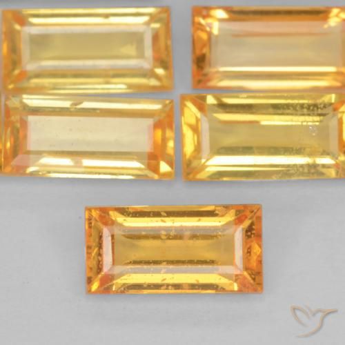 0.44ct 자연스러운 오렌지-골드 사파이어, 바게트, VS