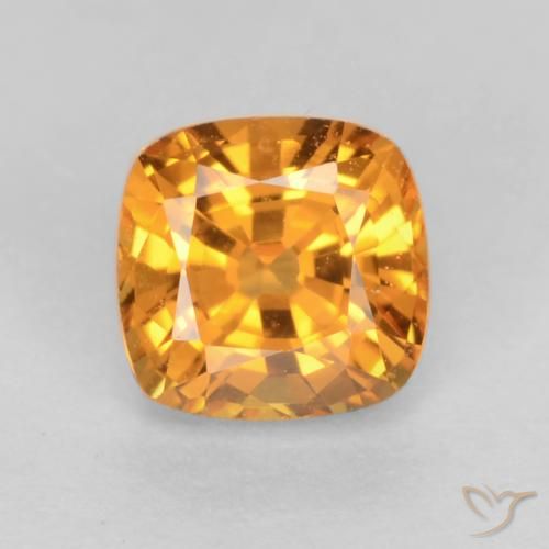 0.51ct 자연스러운 다크 오렌지-골드 사파이어, 방석, VS