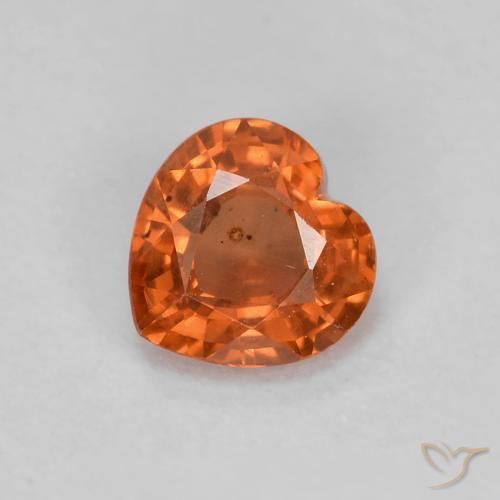 0.43ct 자연스러운 미디엄 오렌지 사파이어, 마음, VS