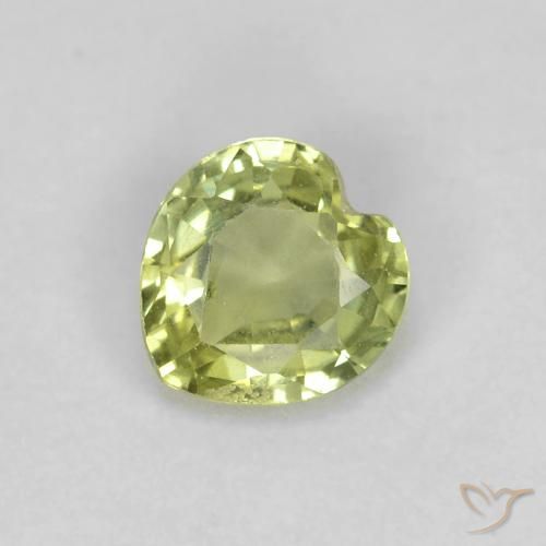 0.39ct 자연스러운 옅은 라임 그린 사파이어, 마음, VS