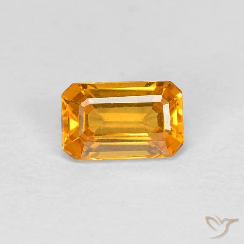0.38ct 자연스러운 미디엄 오렌지-골드 사파이어, 에메랄드 컷, VVS