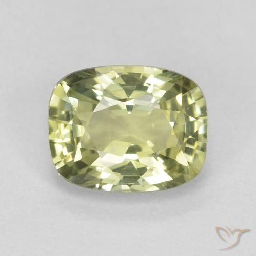 0.67ct 자연스러운 라이트 페어 그린 사파이어, 방석, VVS-VS