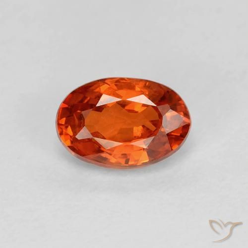 0.74ct 자연스러운 인텐스 레드 사파이어, 타원형, VVS-VS