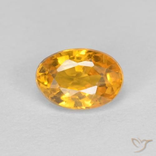 0.60ct 자연스러운 오렌지-골드 사파이어, 타원형, VVS
