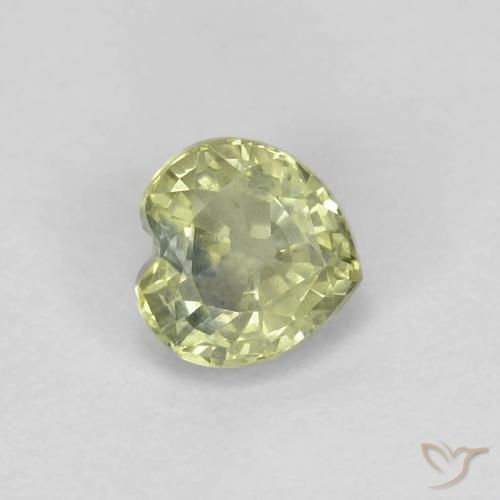 0.57ct 자연스러운 옅은 라임 그린 사파이어, 마음, VS