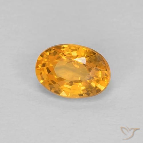 0.66ct 자연스러운 오렌지-골드 사파이어, 타원형, VS
