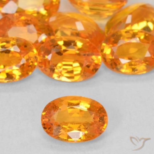 0.60ct 자연스러운 미디엄 오렌지 사파이어, 타원형, VVS-VS