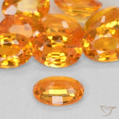 0.60캐럿 천연 미디엄 오렌지 사파이어, 타원형, VVS-VS