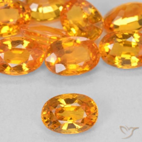 0.64ct 자연스러운 미디엄 오렌지 사파이어, 타원형, VVS-VS