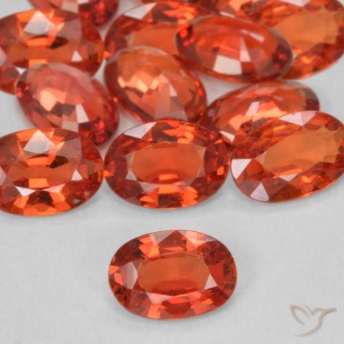 0.48ct 자연스러운 인텐스 레드 사파이어, 타원형, VVS-VS