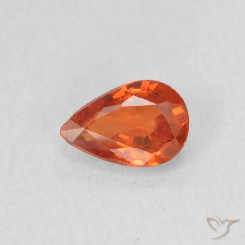 0.53ct 자연스러운 미디엄 오렌지 사파이어, 배 모양, VS